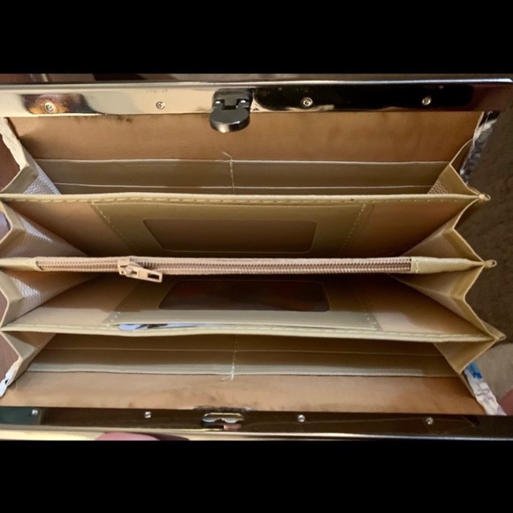 Wallet - Picture 3 of 3